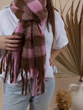 Load image into Gallery viewer, Fluffy Oversized Scarf - Alaska - Smores