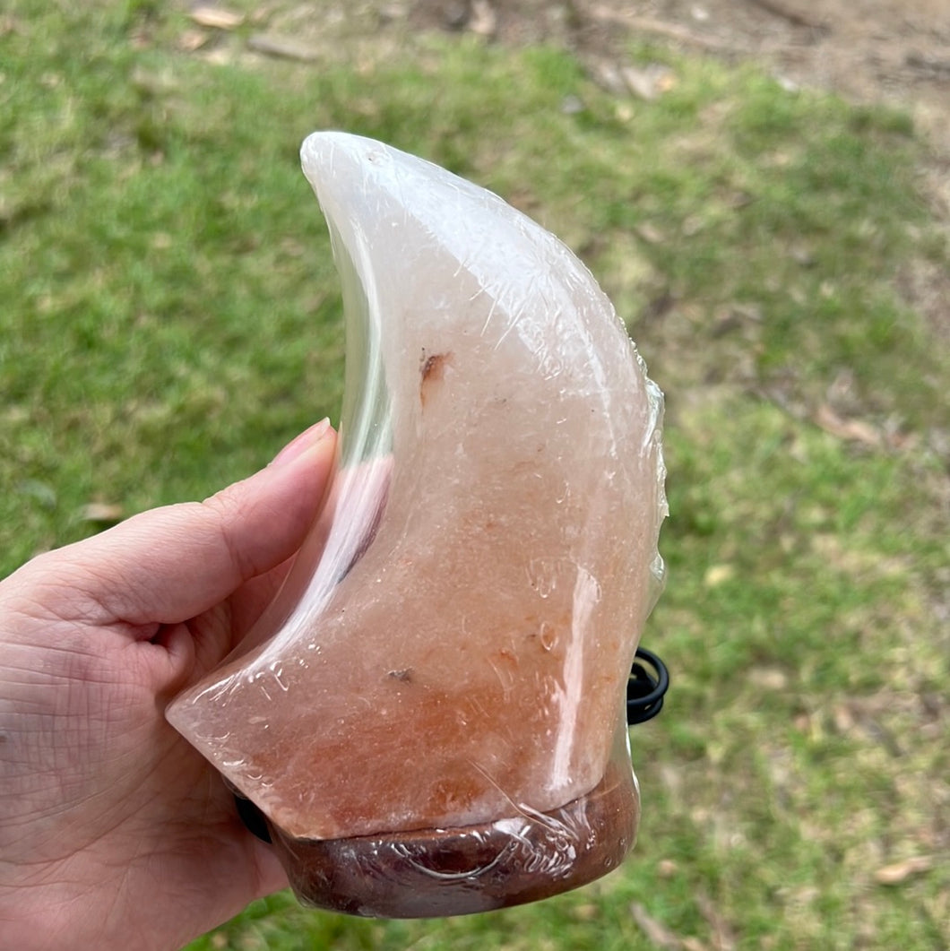 Pink Himalayan salt usb moon lamp