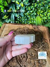 Load image into Gallery viewer, Selenite slab #1
